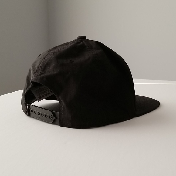 Hurley Black Cap - Picture 3 of 4